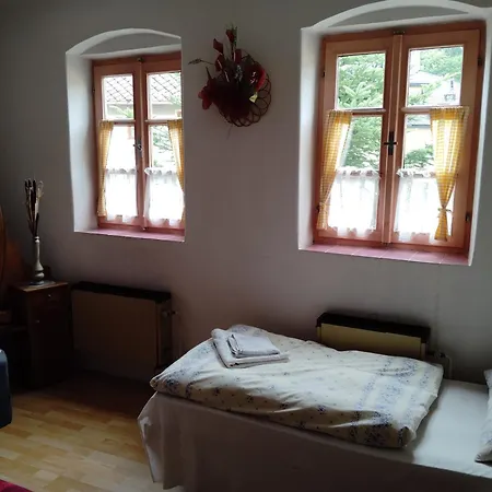 Privat Anna Πανσιόν Loket